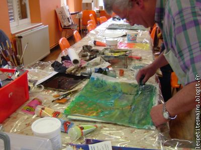 une tempête dans les arbres