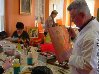 çà bosse dans tous les coins ....