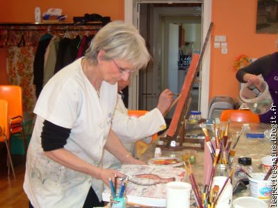 et un coup de main par ci, un coup de main par là !