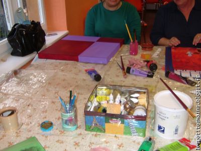 d'accord, cela fait un peu fouillis mais il faut ce qu'il faut ...