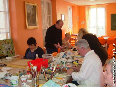 on se met même debout !