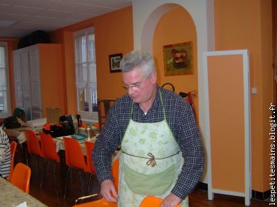 Louis, toujours aussi sérieux dans son travail